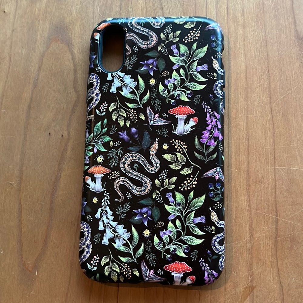 StringBerry iPhone XR Case -Poison